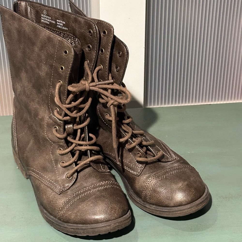 Brown boots